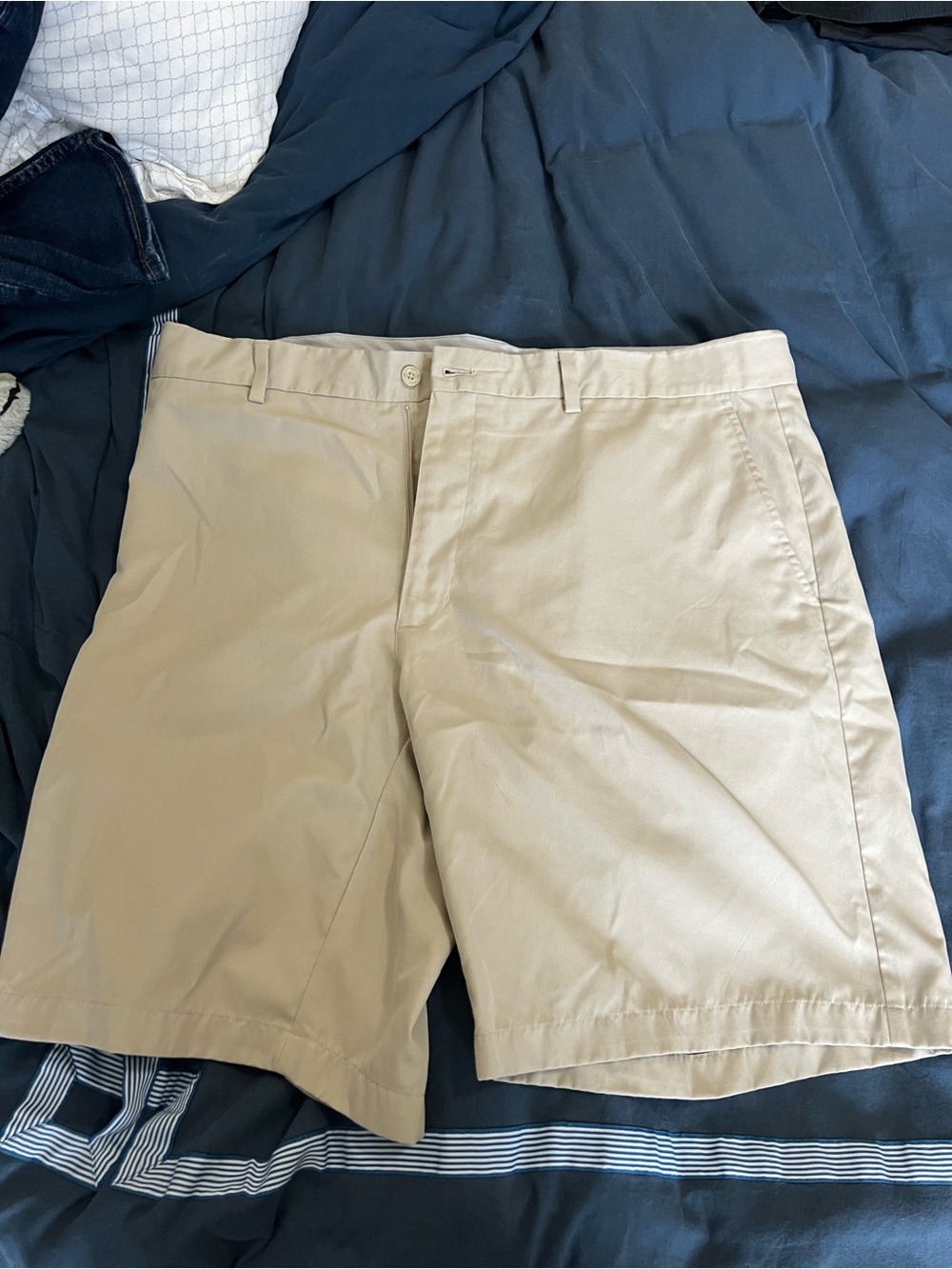 Classic Men's Khaki Shorts
